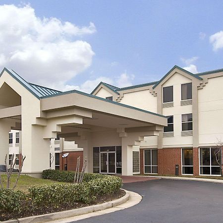 Days Inn & Suites By Wyndham Ridgeland Extérieur photo