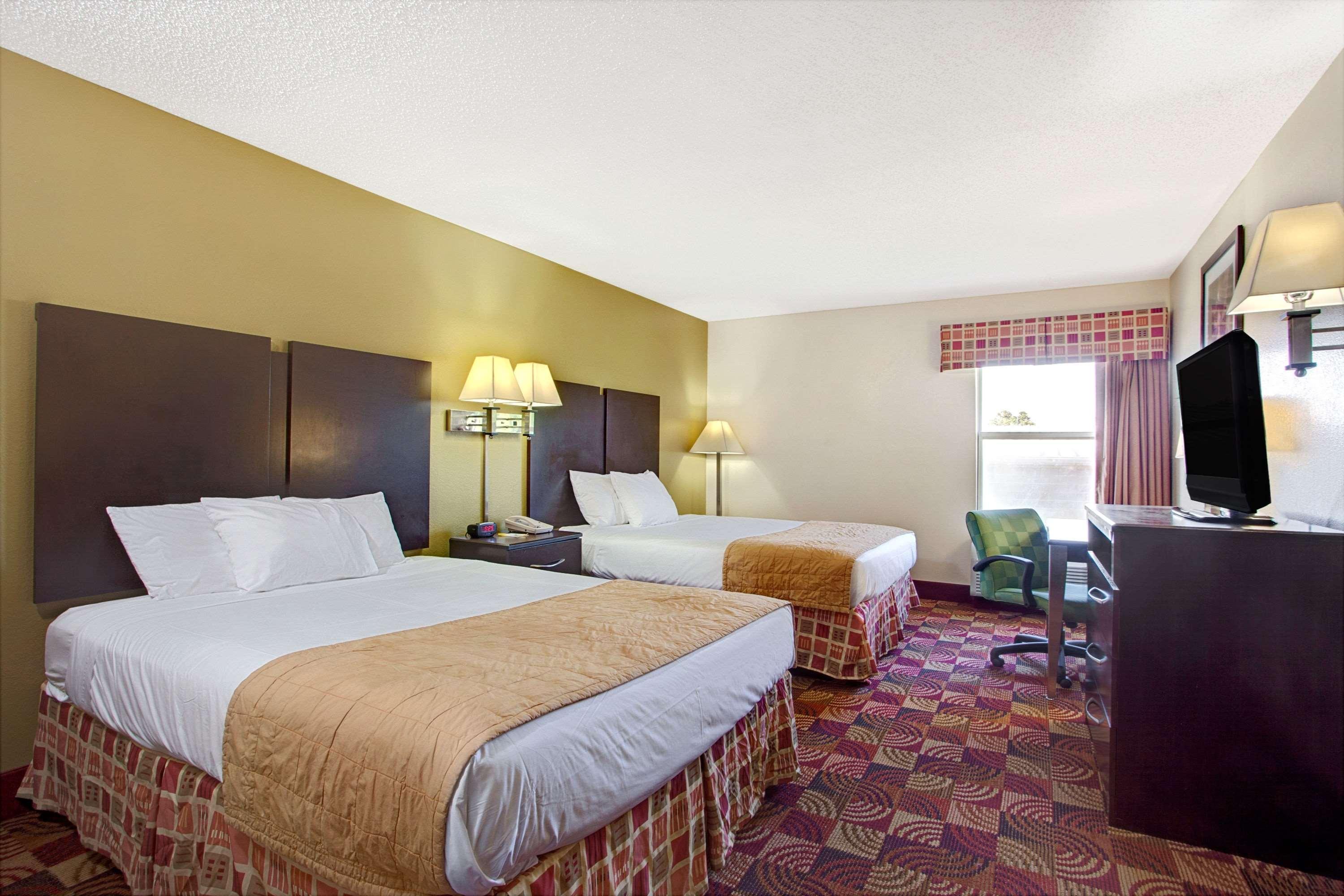 Days Inn & Suites By Wyndham Ridgeland Extérieur photo