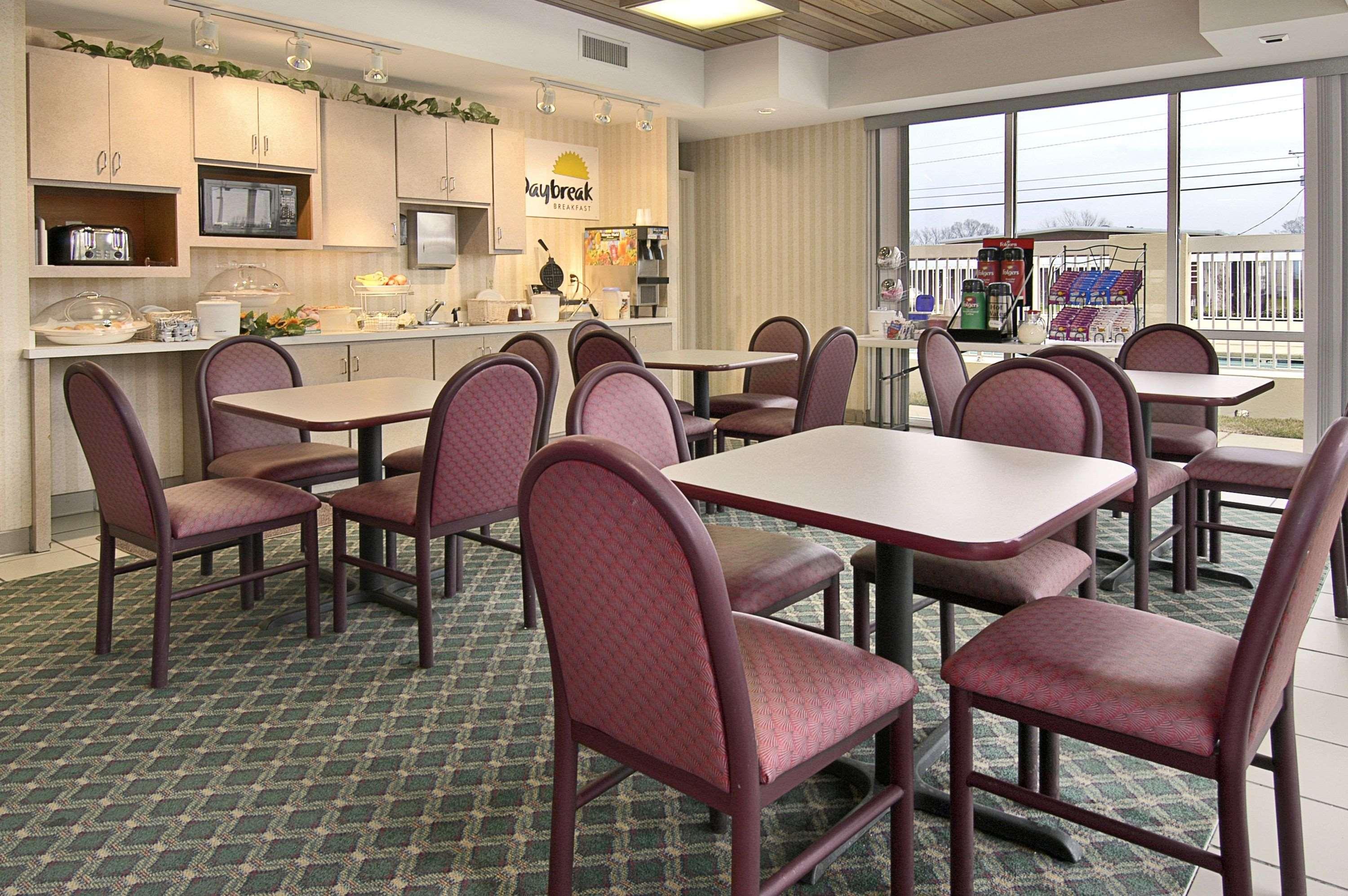 Days Inn & Suites By Wyndham Ridgeland Extérieur photo
