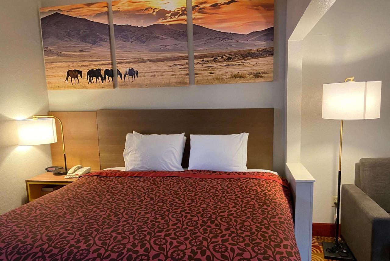 Days Inn & Suites By Wyndham Ridgeland Extérieur photo